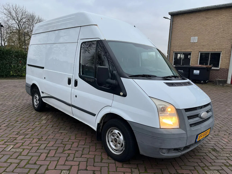 Ford Transit 280M FD VAN 85 HR 4.23 - Xe van nhỏ gọn: hình 1 Ford Transit 280M FD VAN 85 HR 4.23 - Xe van nhỏ gọn: hình 1