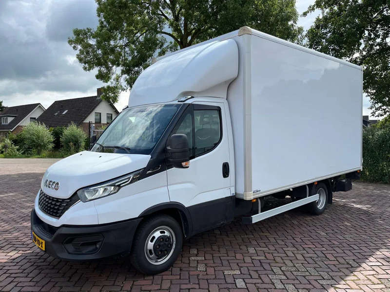 Iveco Daily 35C16 Laadklep (15 diverse modellen op voorraad) - Xe tải nhỏ thùng kín, Xe tải van: hình 1 Iveco Daily 35C16 Laadklep (15 diverse modellen op voorraad) - Xe tải nhỏ thùng kín, Xe tải van: hình 1