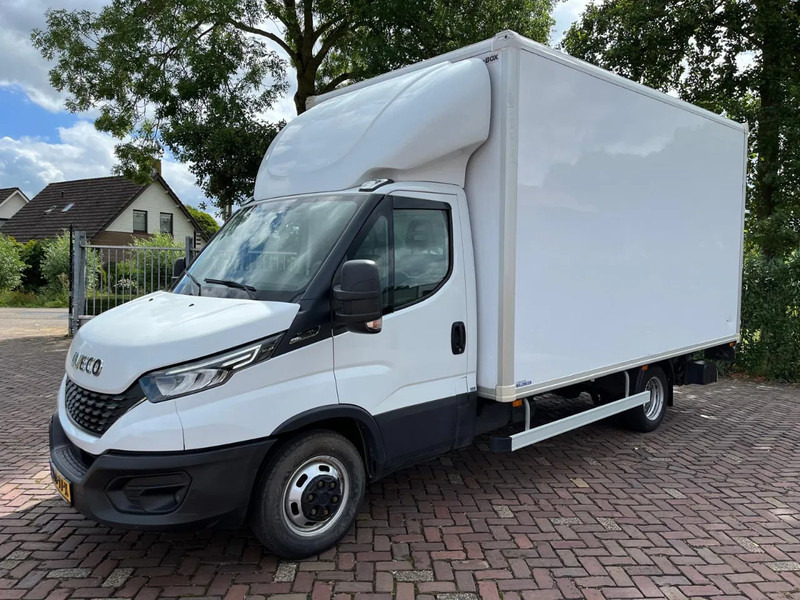 Iveco Daily 35C16 Laadklep (15 diverse modellen op voorraad) - Xe tải nhỏ thùng kín: hình 1 Iveco Daily 35C16 Laadklep (15 diverse modellen op voorraad) - Xe tải nhỏ thùng kín: hình 1