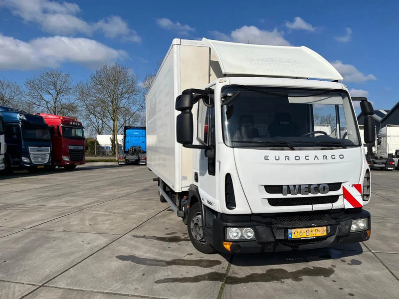 Iveco EuroCargo 75 E21 MANUAL - Xe tải hộp: hình 2 Iveco EuroCargo 75 E21 MANUAL - Xe tải hộp: hình 2