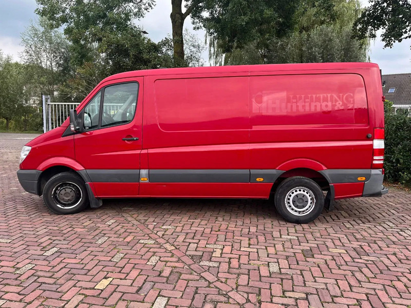 Mercedes-Benz Sprinter 313 CDI L2H1 - Xe van chở hàng: hình 4 Mercedes-Benz Sprinter 313 CDI L2H1 - Xe van chở hàng: hình 4