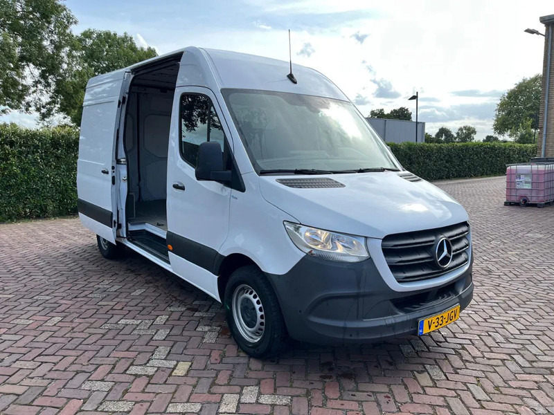 Mercedes-Benz Sprinter 317 1.9 CDI L2H1 - Xe van chở hàng, Xe tải van: hình 5 Mercedes-Benz Sprinter 317 1.9 CDI L2H1 - Xe van chở hàng, Xe tải van: hình 5