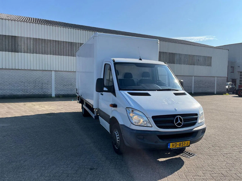 Mercedes-Benz Sprinter 513 2.2 CDI - Xe tải nhỏ thùng kín, Xe tải van: hình 4 Mercedes-Benz Sprinter 513 2.2 CDI - Xe tải nhỏ thùng kín, Xe tải van: hình 4