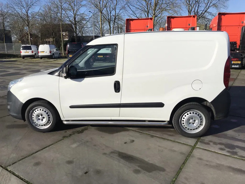 Opel Combo 1.6 CDTI - Xe van chở hàng: hình 4 Opel Combo 1.6 CDTI - Xe van chở hàng: hình 4