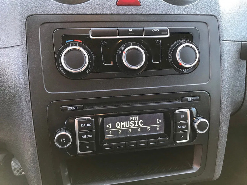 Xe van chở hàng Volkswagen Caddy 1.6: hình 14