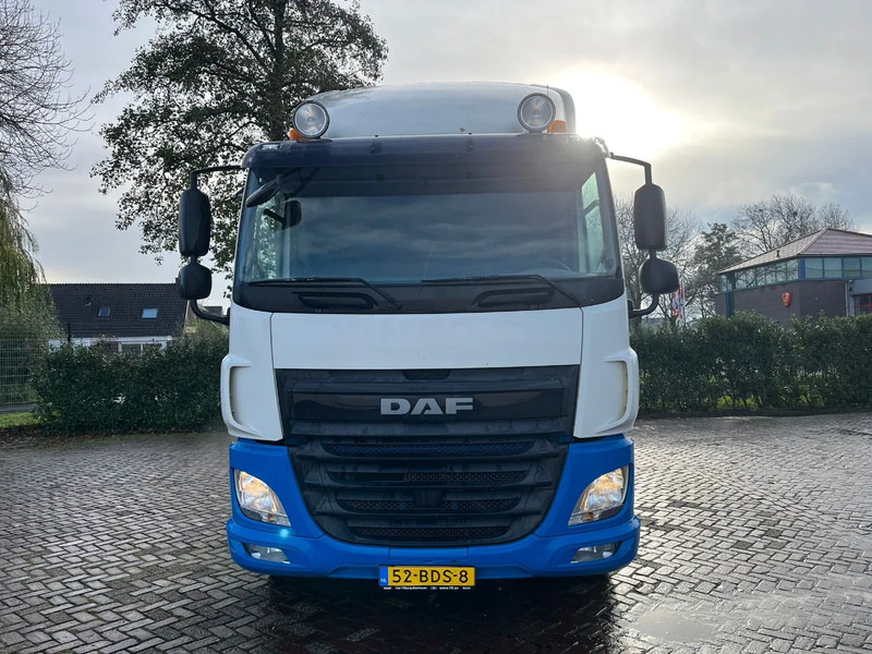 DAF CF 440 FT EURO 6 WITHOUT BULK COMPRESSOR - Xe đầu kéo: hình 3 DAF CF 440 FT EURO 6 WITHOUT BULK COMPRESSOR - Xe đầu kéo: hình 3