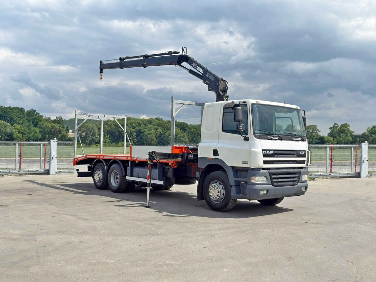 DAF CF 85.380*ABSCHLEPPWAGEN 7,20m+ HIAB 144 B-2 DUO - Xe tải kéo: hình 2 DAF CF 85.380*ABSCHLEPPWAGEN 7,20m+ HIAB 144 B-2 DUO - Xe tải kéo: hình 2