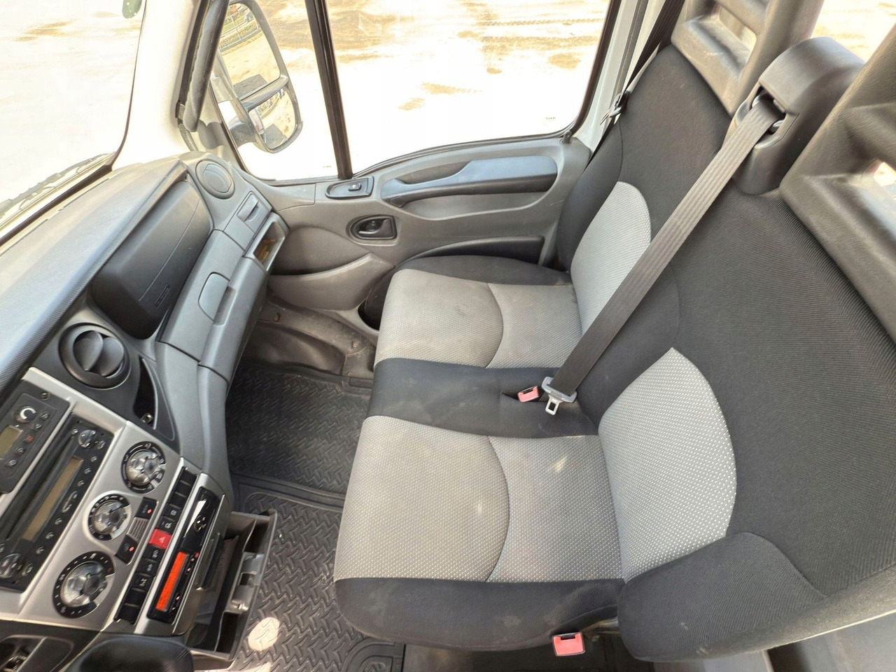 Cho thuê  Iveco Daily 65C14 Pritsche 3,75 m FASSI F38 A.22 Iveco Daily 65C14 Pritsche 3,75 m FASSI F38 A.22: hình 11