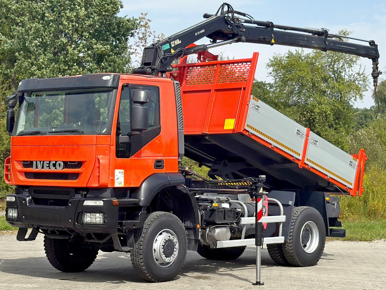 Iveco TRAKKER 190T36 * HIAB 111 ES-2 HIDUO * 4x4 * TOP - Xe cẩu tự hành: hình 2 Iveco TRAKKER 190T36 * HIAB 111 ES-2 HIDUO * 4x4 * TOP - Xe cẩu tự hành: hình 2