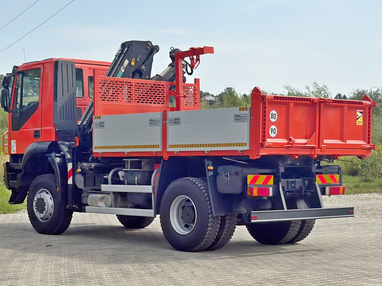 Xe ben, Xe cẩu tự hành Iveco TRAKKER 190T36 * HIAB 111 ES-2 HIDUO * 4x4 * TOP: hình 6 Xe ben, Xe cẩu tự hành Iveco TRAKKER 190T36 * HIAB 111 ES-2 HIDUO * 4x4 * TOP: hình 6