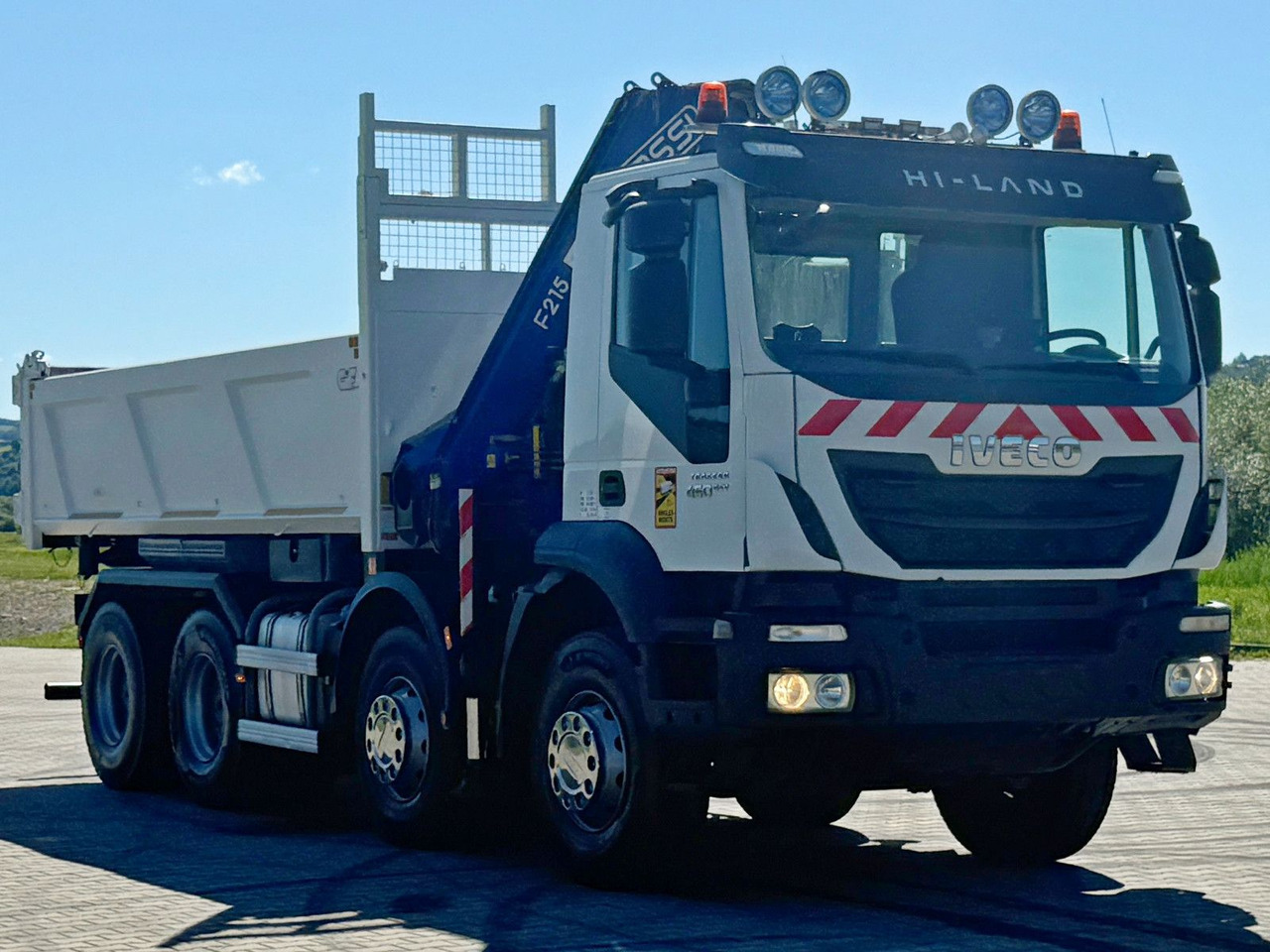 Iveco TRAKKER 450 * FASSI F215A.0.22 + FUNK / 8x4 *TOP - Xe cẩu tự hành: hình 4 Iveco TRAKKER 450 * FASSI F215A.0.22 + FUNK / 8x4 *TOP - Xe cẩu tự hành: hình 4