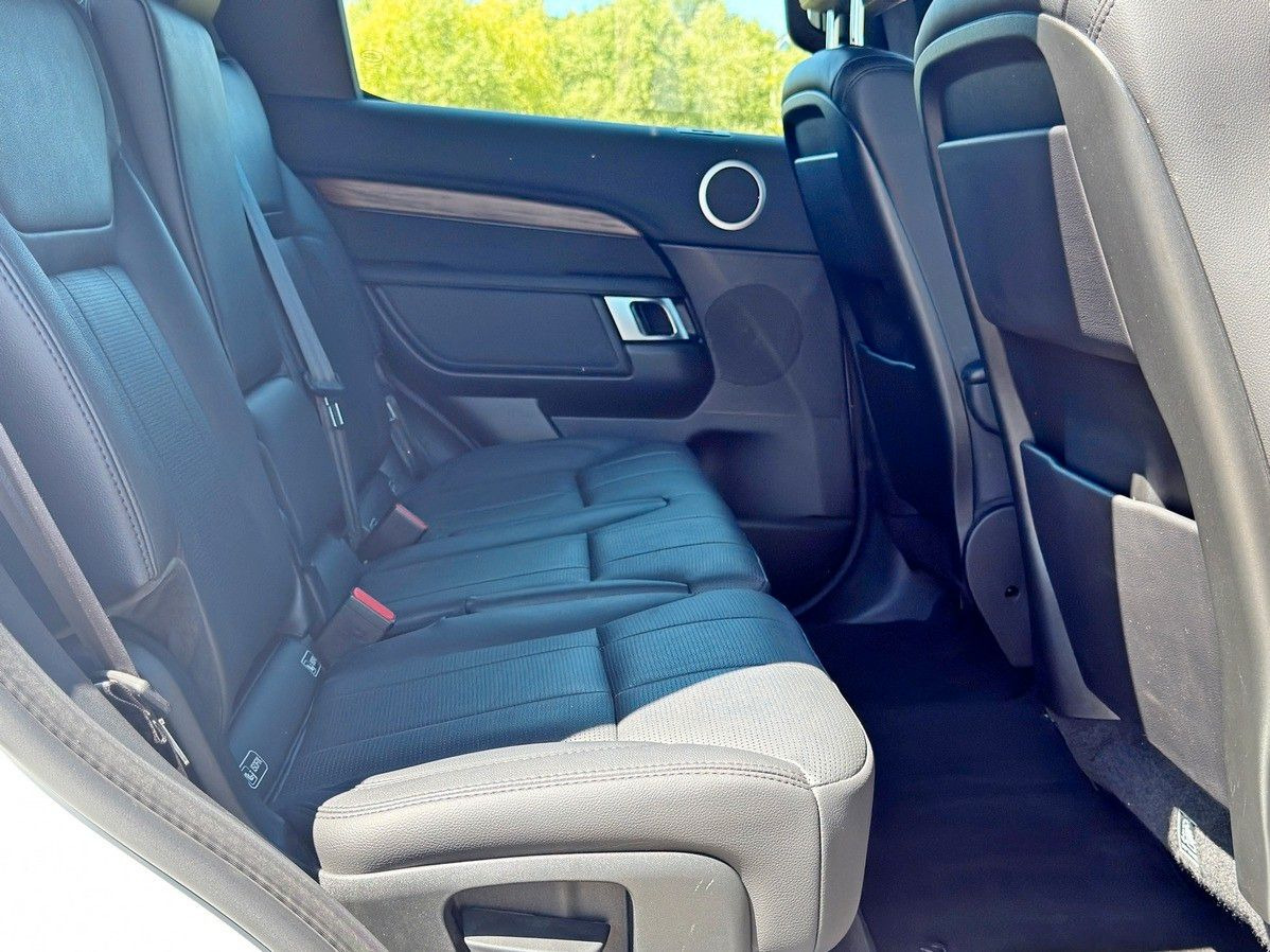 SUV Land Rover Discovery: hình 18