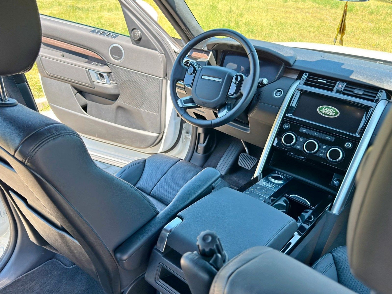 SUV Land Rover Discovery: hình 13