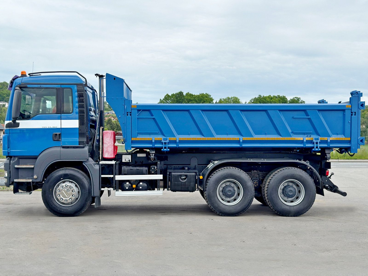 Xe ben, Xe cẩu tự hành MAN TGS 33.360 * KIPPER 5,10 m + BORDMATIC /6x4* TOP: hình 6
