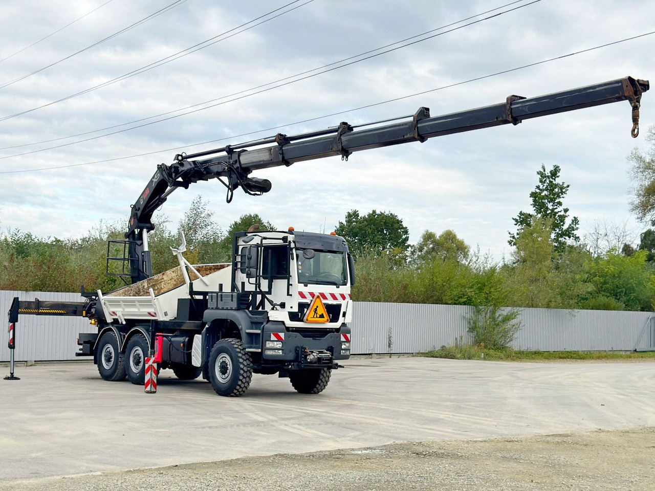 MAN TGS 33.400* HIAB 422 EP-5HIPRO * 6x6 * TOP - Xe cẩu tự hành: hình 3 MAN TGS 33.400* HIAB 422 EP-5HIPRO * 6x6 * TOP - Xe cẩu tự hành: hình 3