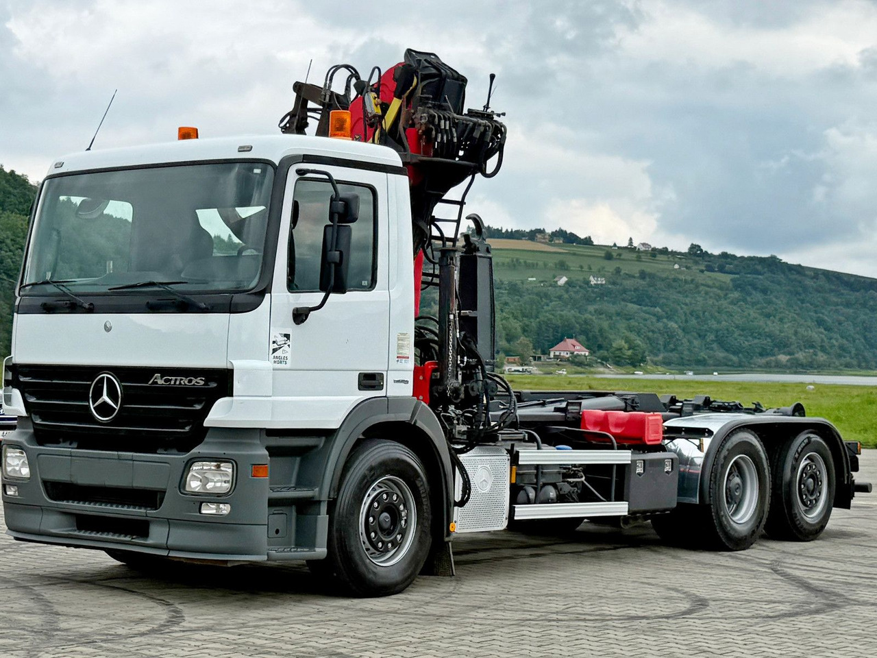 Mercedes-Benz ACTROS 2541 * ABROLLKIPPER * EPSILON E140Z81*TOP - Xe tải nâng móc, Xe cẩu tự hành: hình 4 Mercedes-Benz ACTROS 2541 * ABROLLKIPPER * EPSILON E140Z81*TOP - Xe tải nâng móc, Xe cẩu tự hành: hình 4