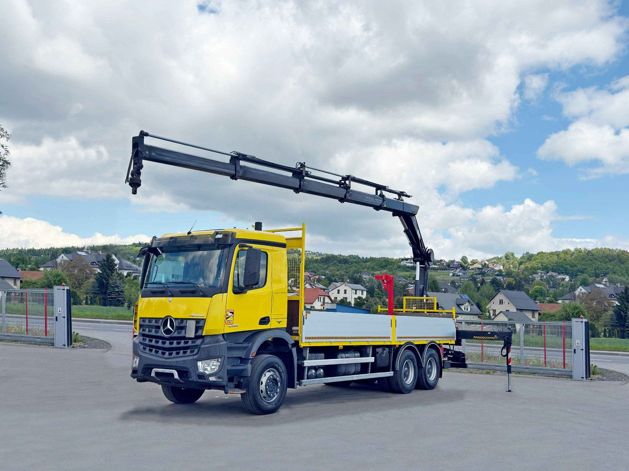 Mercedes-Benz AROCS 2636 *HIAB 166 D-4 HIDUO + FUNK* 6x4 - Xe cẩu tự hành: hình 2 Mercedes-Benz AROCS 2636 *HIAB 166 D-4 HIDUO + FUNK* 6x4 - Xe cẩu tự hành: hình 2