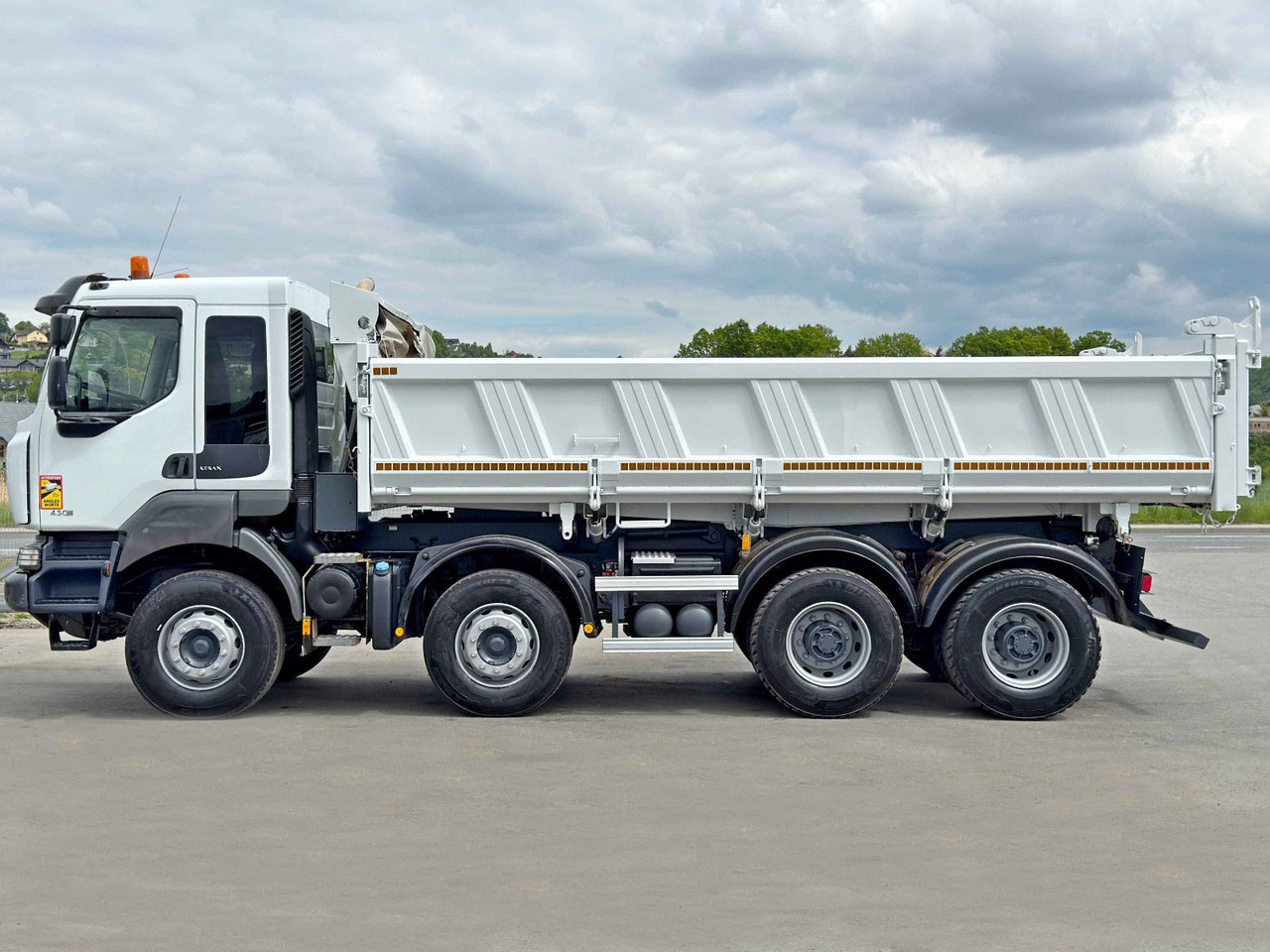 Renault KERAX 430 DXI * KIPPER 6,00 m / 8x4 * TOP - Xe ben, Xe cẩu tự hành: hình 5 Renault KERAX 430 DXI * KIPPER 6,00 m / 8x4 * TOP - Xe ben, Xe cẩu tự hành: hình 5
