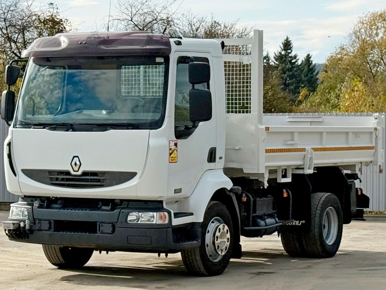 Renault MIDLUM 220 DCI *KIPPER 3,80m * BORDMATIC - Xe ben, Xe cẩu tự hành: hình 4 Renault MIDLUM 220 DCI *KIPPER 3,80m * BORDMATIC - Xe ben, Xe cẩu tự hành: hình 4