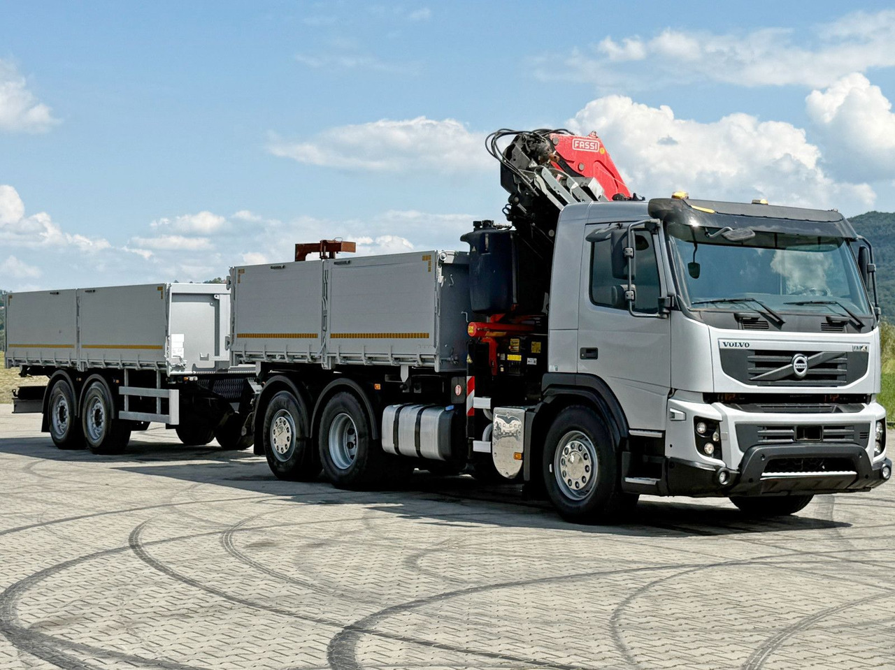 Volvo FMX 420* FASSI F275.2.25 + FUNK + Anhänger / TOP - Xe ben, Xe cẩu tự hành: hình 4 Volvo FMX 420* FASSI F275.2.25 + FUNK + Anhänger / TOP - Xe ben, Xe cẩu tự hành: hình 4