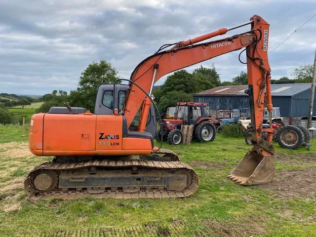Hitachi Zaxis 130-1 - Máy xúc bánh xích: hình 4 Hitachi Zaxis 130-1 - Máy xúc bánh xích: hình 4