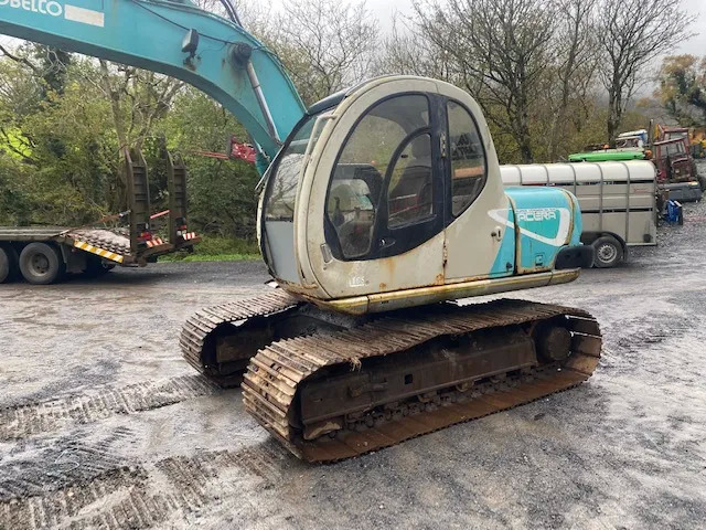 Kobelco SK100 - Máy xúc bánh xích: hình 1 Kobelco SK100 - Máy xúc bánh xích: hình 1
