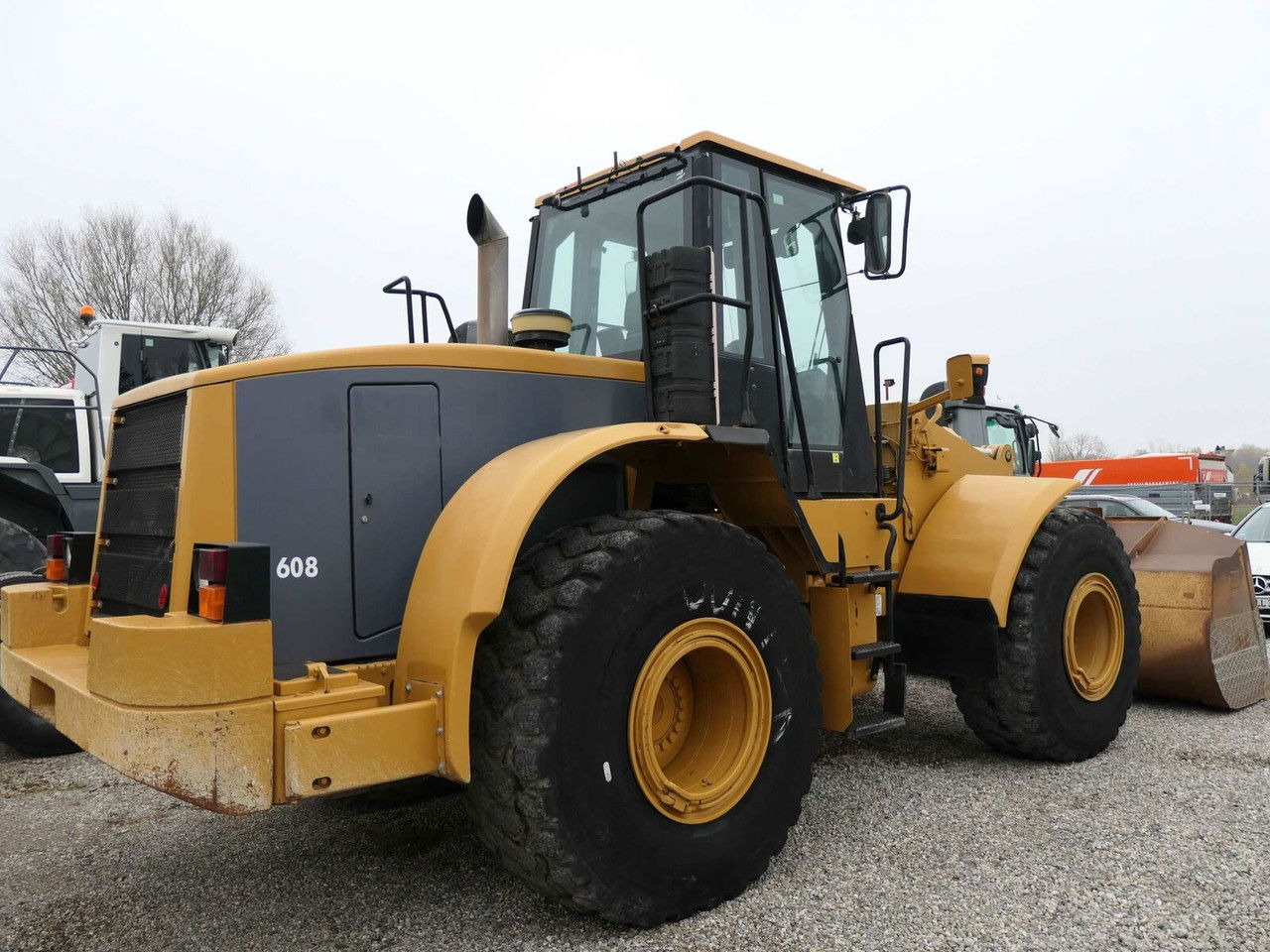 Caterpillar 962G - Máy xúc lật bánh lốp: hình 5 Caterpillar 962G - Máy xúc lật bánh lốp: hình 5