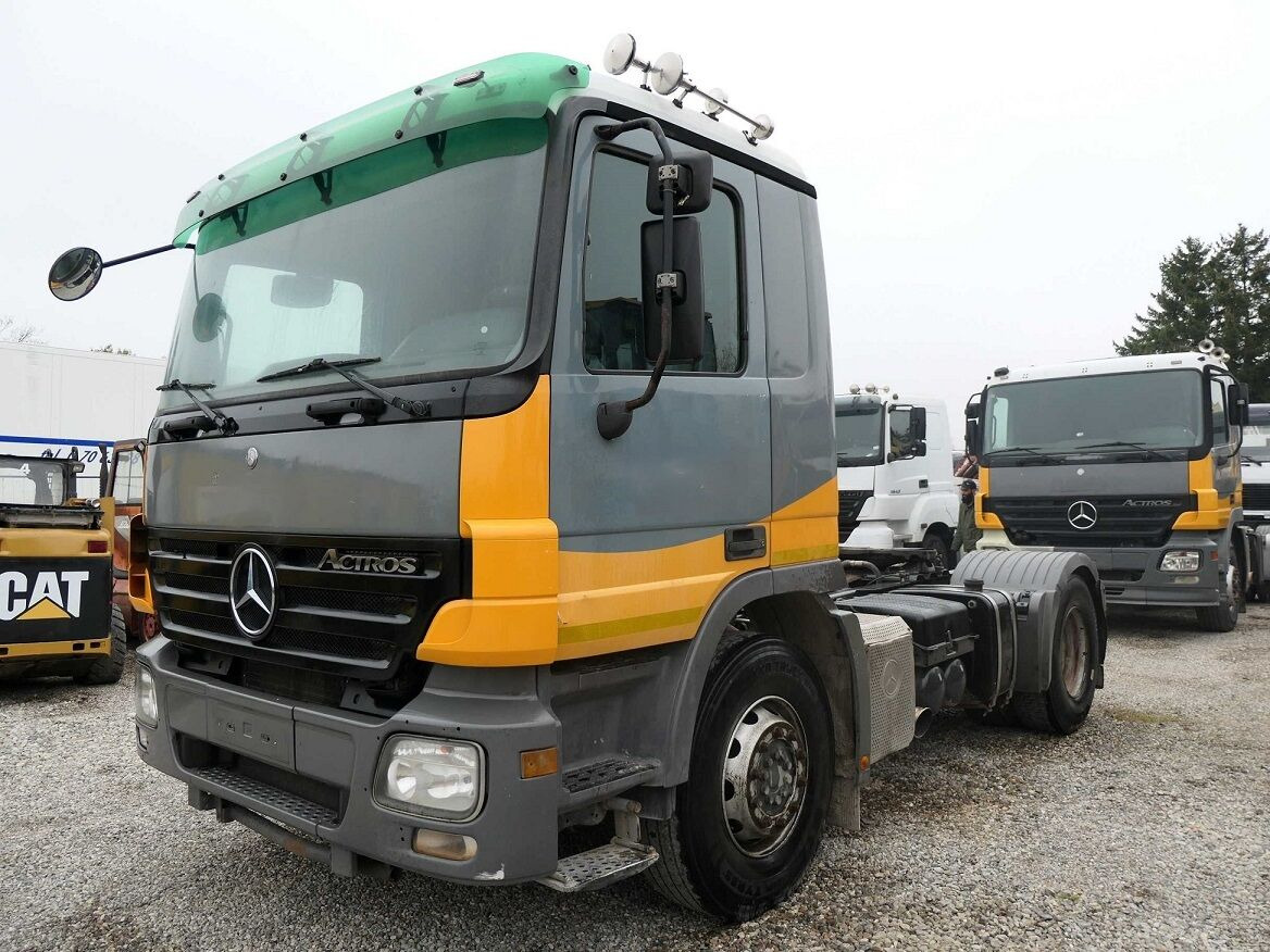 Mercedes-Benz Actros 1846 - Xe đầu kéo: hình 2 Mercedes-Benz Actros 1846 - Xe đầu kéo: hình 2