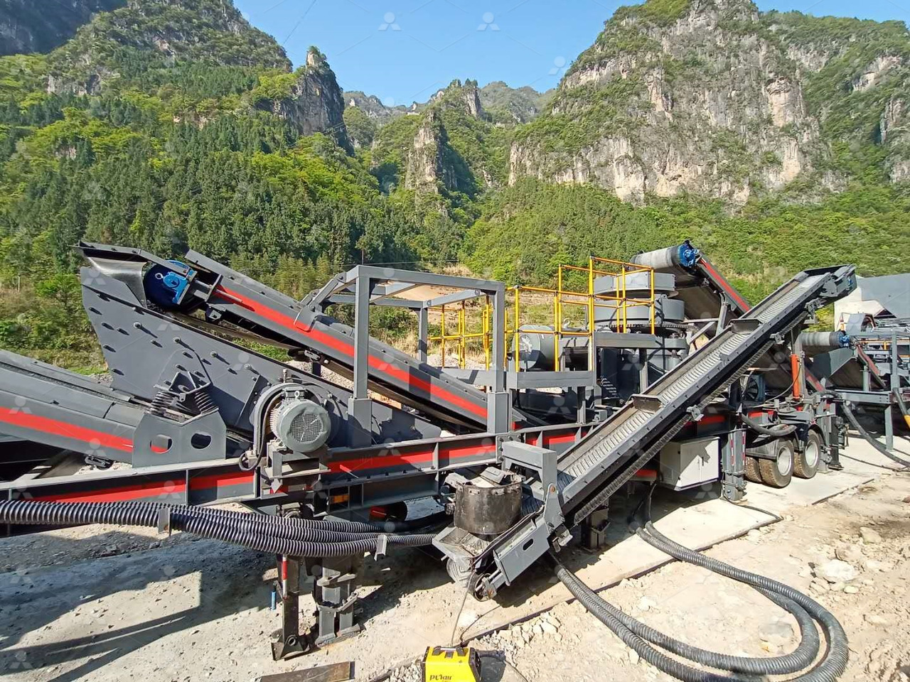 LIMING NK series mobile crusher - Máy nghiền di động: hình 1 LIMING NK series mobile crusher - Máy nghiền di động: hình 1