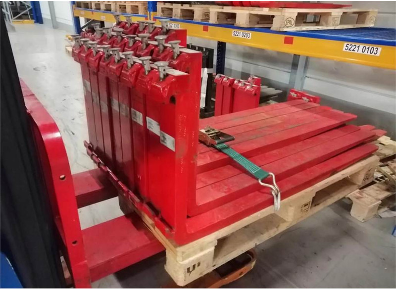 Hook ON FORKS NEW 1200X80X40 - Chĩa cho Thiết bị xử lý vật liệu: hình 5 Hook ON FORKS NEW 1200X80X40 - Chĩa cho Thiết bị xử lý vật liệu: hình 5