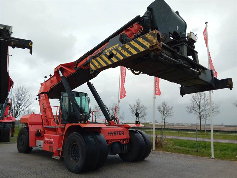 Hyster RS45-31CH - Xe tiếp cận xếp chồng: hình 3 Hyster RS45-31CH - Xe tiếp cận xếp chồng: hình 3