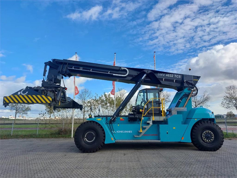 KONECRANES SMV 4632 TC5 - Xe tiếp cận xếp chồng: hình 3 KONECRANES SMV 4632 TC5 - Xe tiếp cận xếp chồng: hình 3