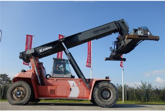 KONECRANES SMV 4632 TC5 - Xe tiếp cận xếp chồng: hình 1 KONECRANES SMV 4632 TC5 - Xe tiếp cận xếp chồng: hình 1