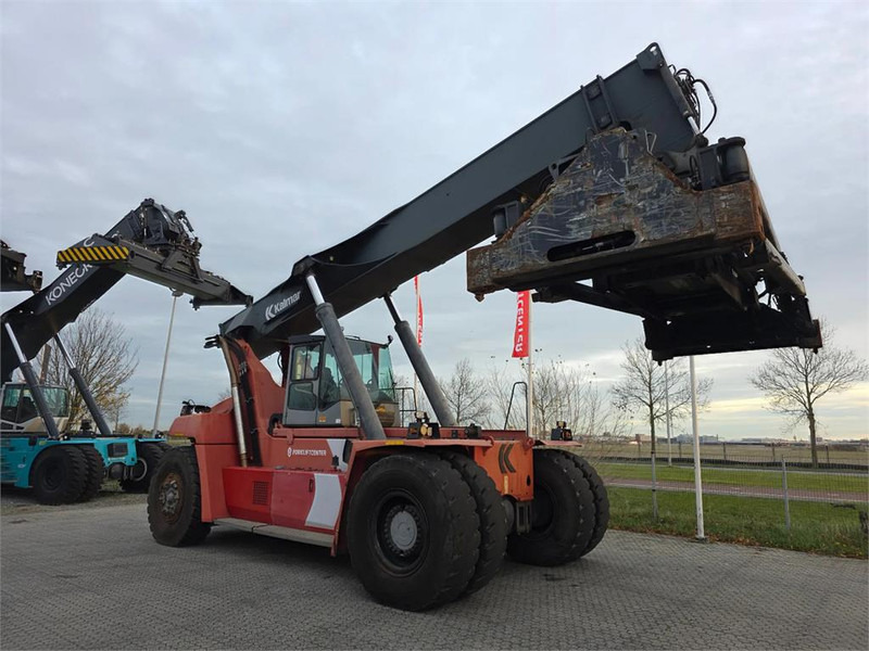 Kalmar DRF450-60C5X - Xe tiếp cận xếp chồng: hình 4 Kalmar DRF450-60C5X - Xe tiếp cận xếp chồng: hình 4
