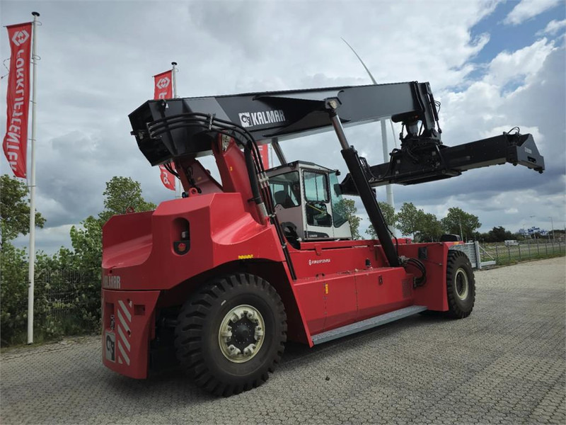 Kalmar DRU450-62S5 - Xe tiếp cận xếp chồng: hình 5 Kalmar DRU450-62S5 - Xe tiếp cận xếp chồng: hình 5