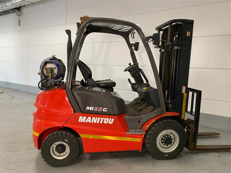 Manitou MI25G - Xe nâng gas: hình 1 Manitou MI25G - Xe nâng gas: hình 1