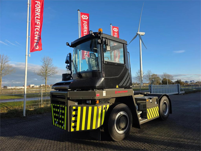 Terberg RT403 4x4 - Máy cày trạm: hình 2 Terberg RT403 4x4 - Máy cày trạm: hình 2