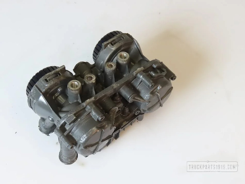 DAF Brake System Achteras EBS modulator DAF - Van phanh cho Xe tải: hình 2 DAF Brake System Achteras EBS modulator DAF - Van phanh cho Xe tải: hình 2