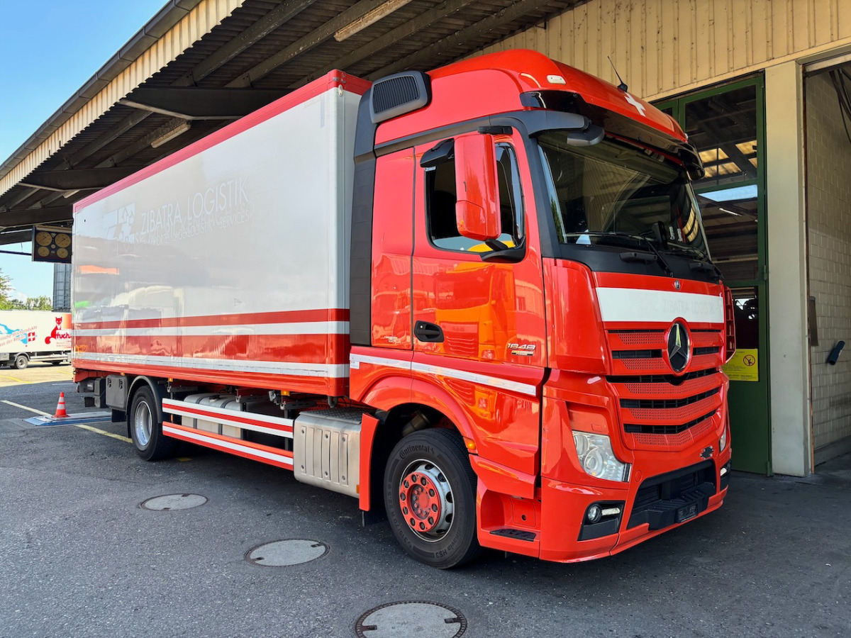 MERCEDES Actros 1848 - Xe tải hộp: hình 1 MERCEDES Actros 1848 - Xe tải hộp: hình 1