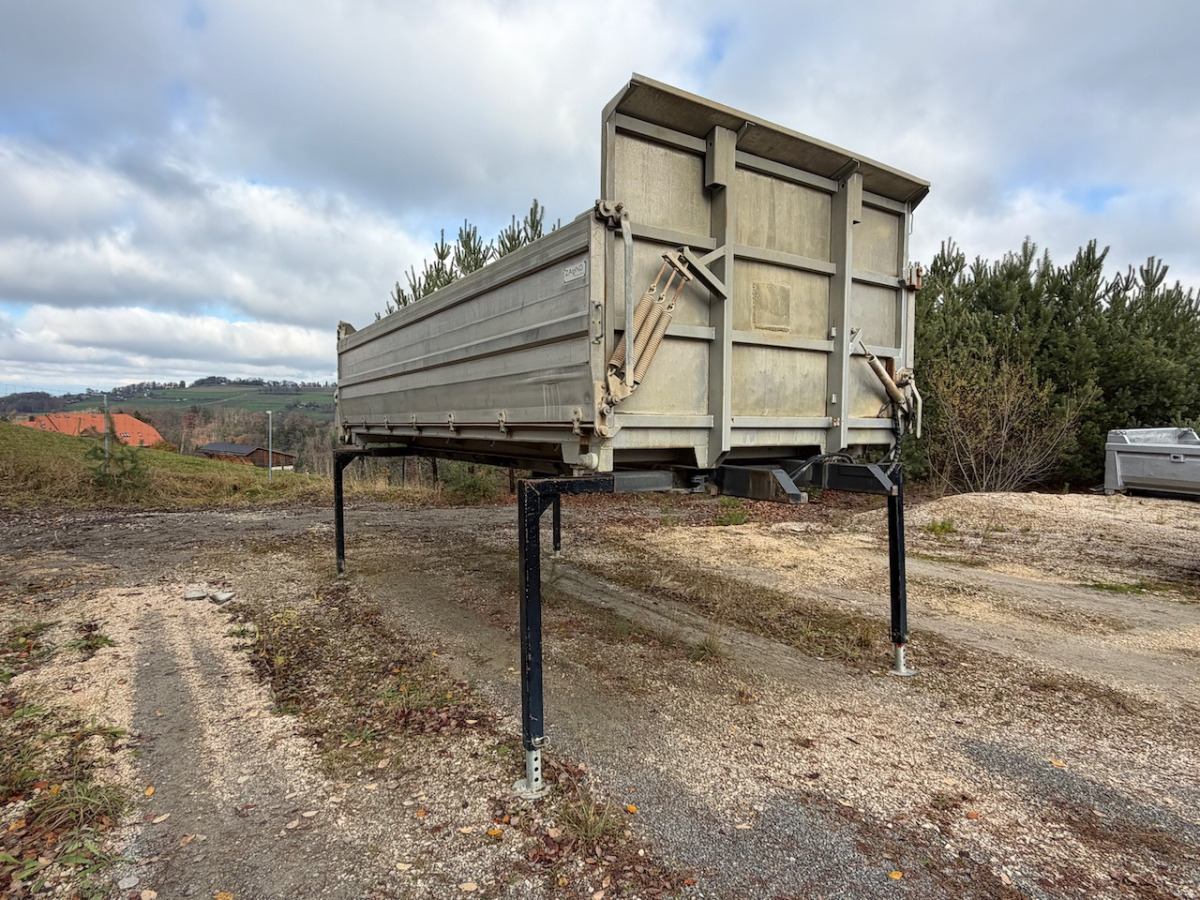 RENAULT C520 8x4 Wechselsystem Siloki + Kipper - Xe ben: hình 3 RENAULT C520 8x4 Wechselsystem Siloki + Kipper - Xe ben: hình 3