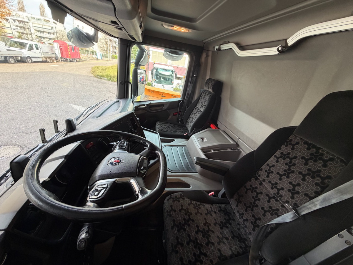 SCANIA P280 - Xe tải hộp: hình 4 SCANIA P280 - Xe tải hộp: hình 4