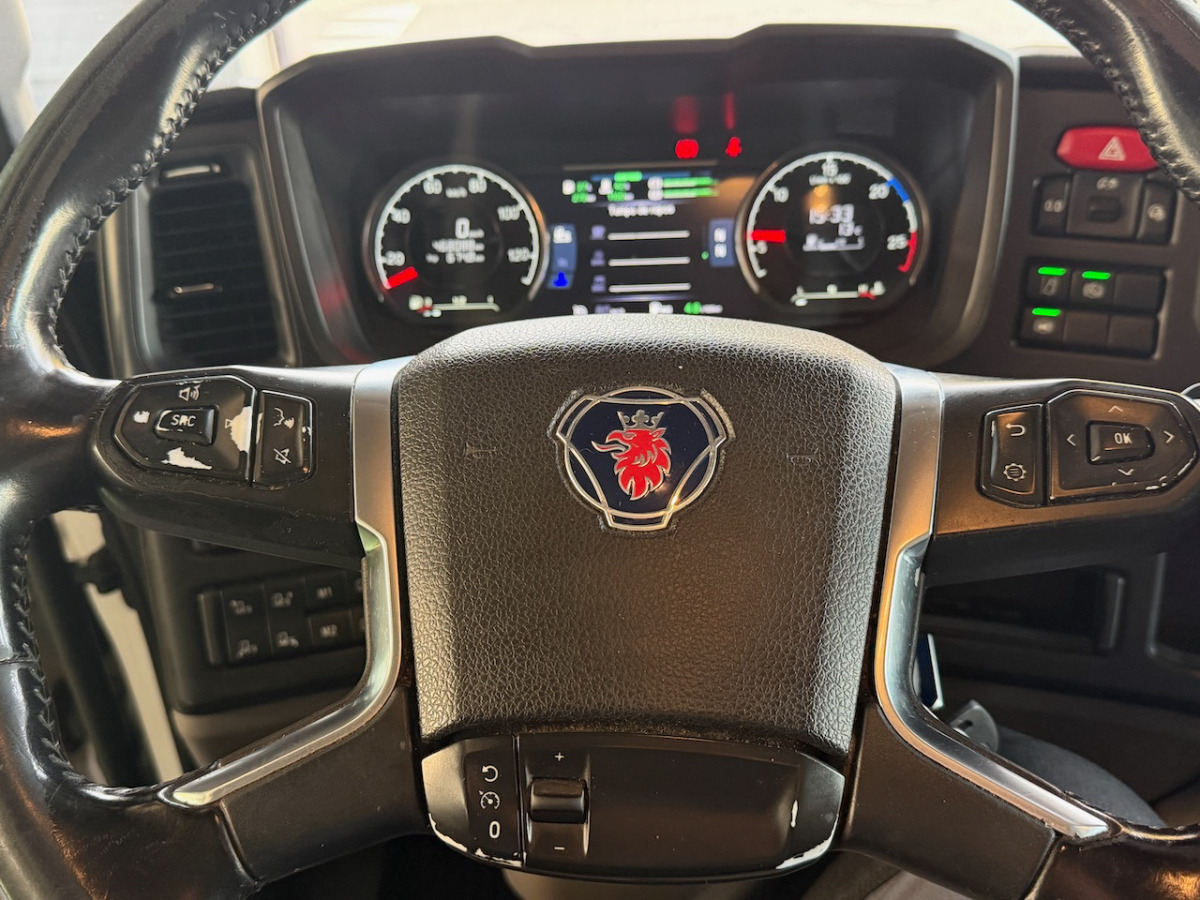 SCANIA P280 - Xe tải hộp: hình 5 SCANIA P280 - Xe tải hộp: hình 5