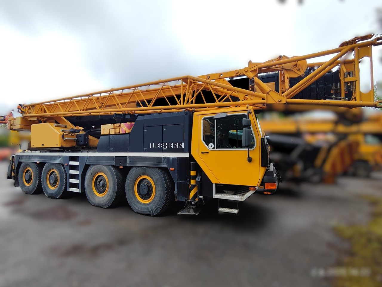 Liebherr LTM 1080-1 - Cần cẩu mọi địa hình: hình 1 Liebherr LTM 1080-1 - Cần cẩu mọi địa hình: hình 1