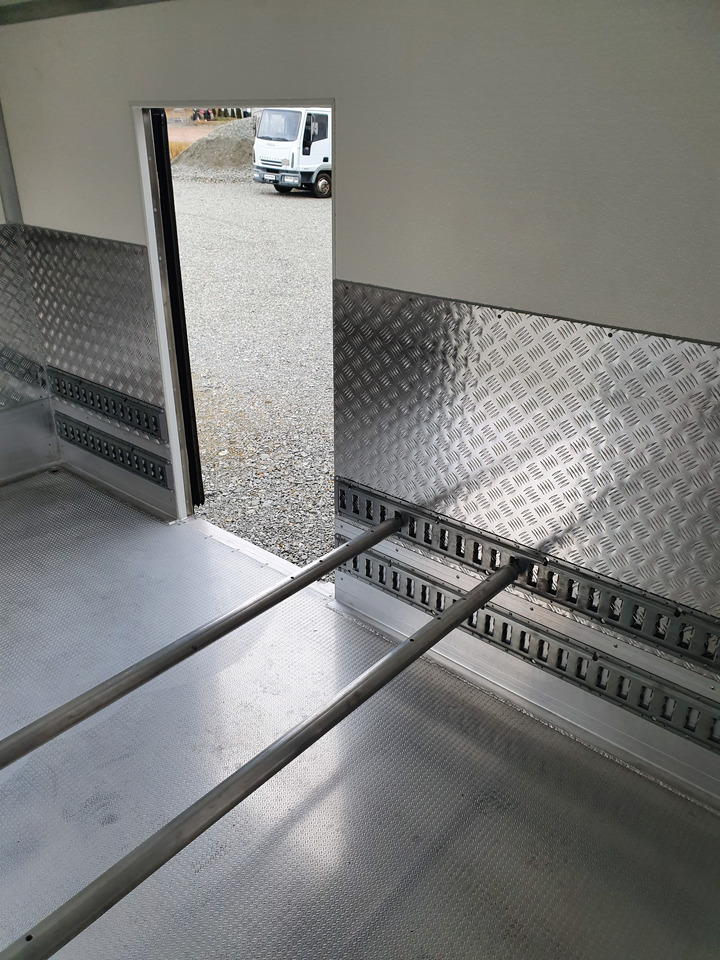 Iveco Daily 180 Tiefkühlkoffer 6PAL - Xe van đông lạnh: hình 5 Iveco Daily 180 Tiefkühlkoffer 6PAL - Xe van đông lạnh: hình 5