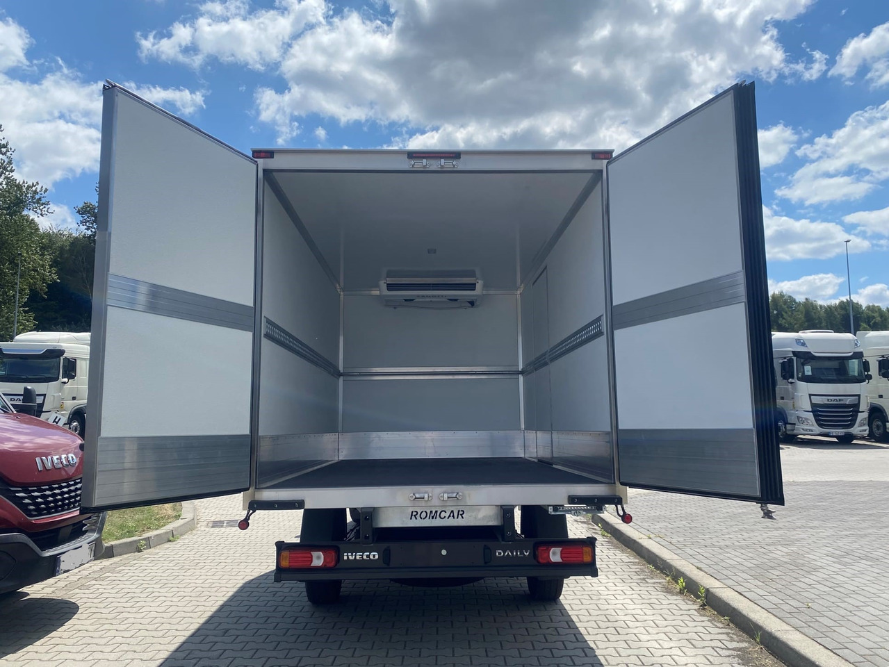 Iveco Daily 35C18 Tiefkühlkoffer -20°C - Xe van đông lạnh: hình 2 Iveco Daily 35C18 Tiefkühlkoffer -20°C - Xe van đông lạnh: hình 2