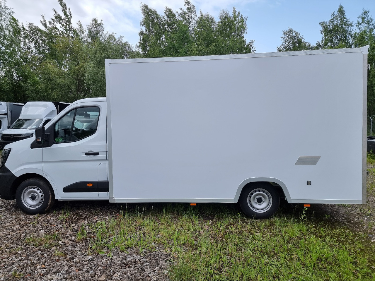 Renault Master 170 Koffer Platform Tiefrahmen - Xe tải nhỏ thùng kín: hình 2 Renault Master 170 Koffer Platform Tiefrahmen - Xe tải nhỏ thùng kín: hình 2