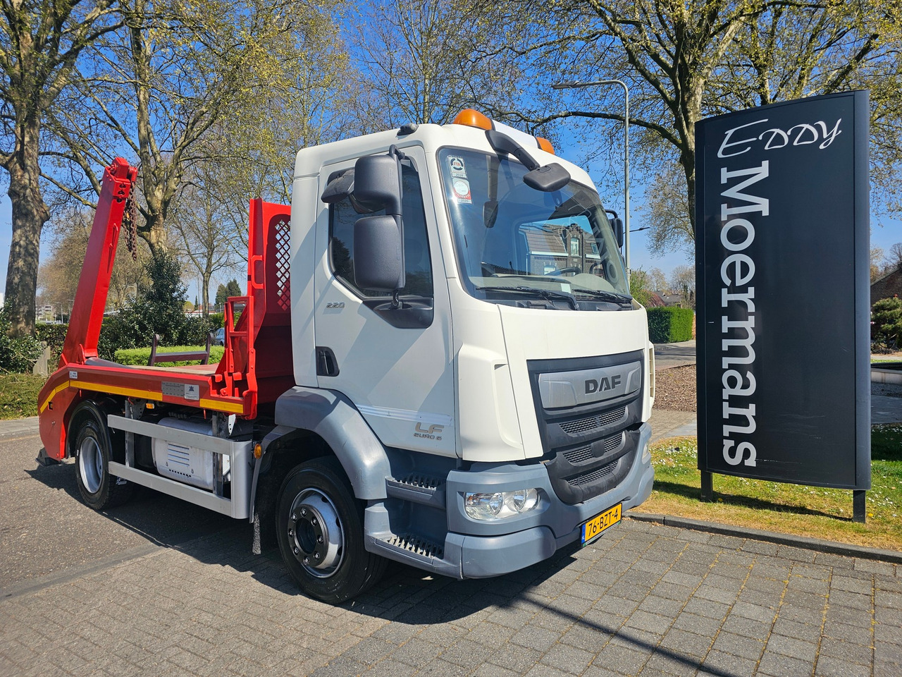 DAF LF 220 Euro 6 - Xe tải chở thùng nhỏ: hình 1 DAF LF 220 Euro 6 - Xe tải chở thùng nhỏ: hình 1