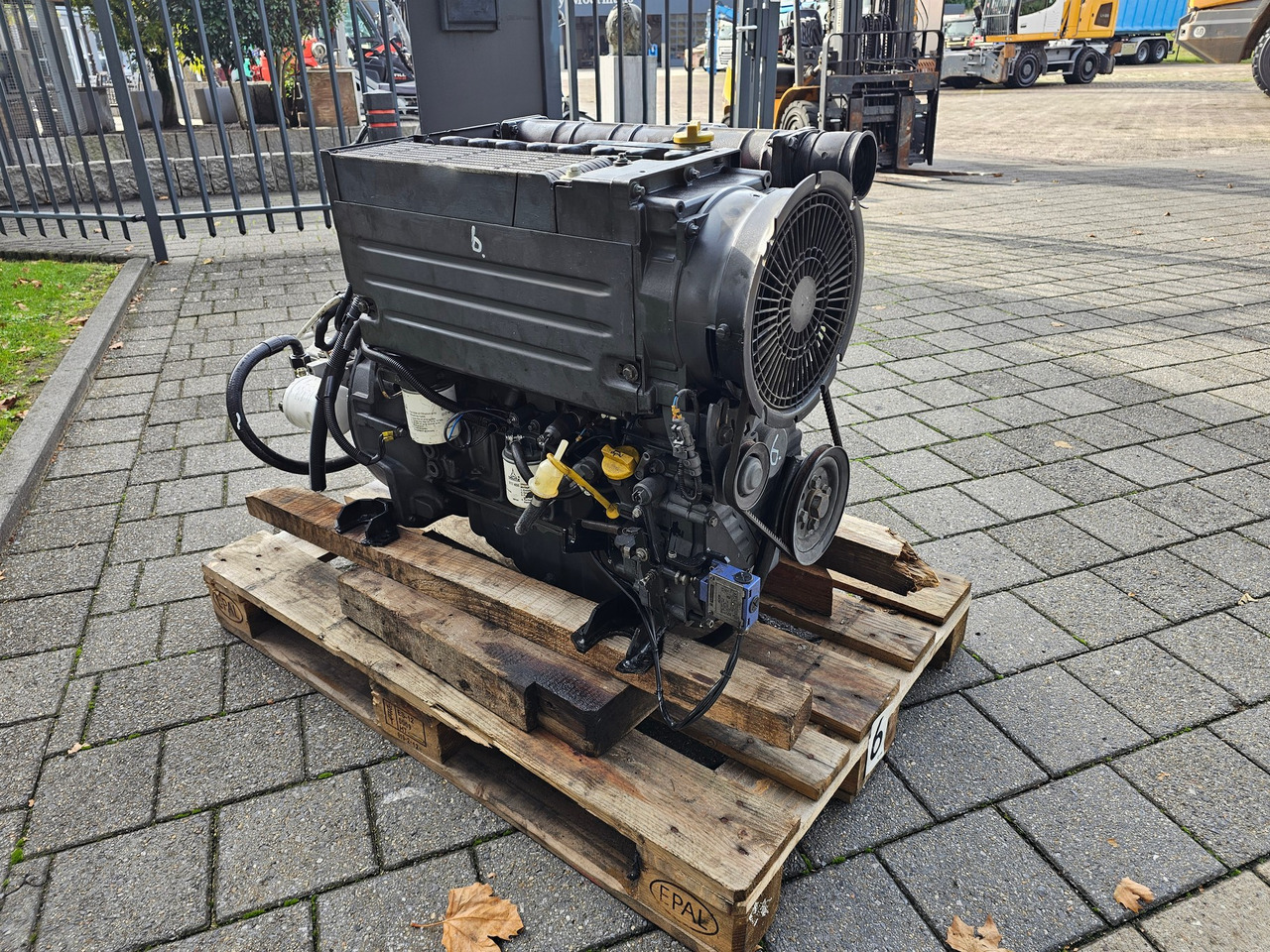 Deutz F 4L 2011 Aircooled - Động cơ: hình 4 Deutz F 4L 2011 Aircooled - Động cơ: hình 4