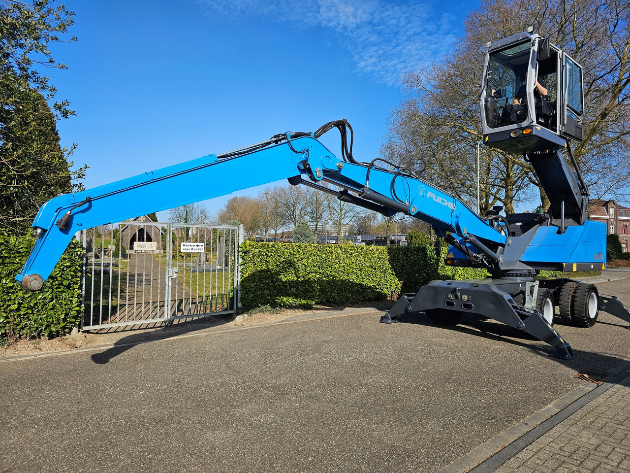 Fuchs MHL 320 With Multi Purpose Stick And Magnet System - Máy cạp rác/ Công nghiệp: hình 2 Fuchs MHL 320 With Multi Purpose Stick And Magnet System - Máy cạp rác/ Công nghiệp: hình 2