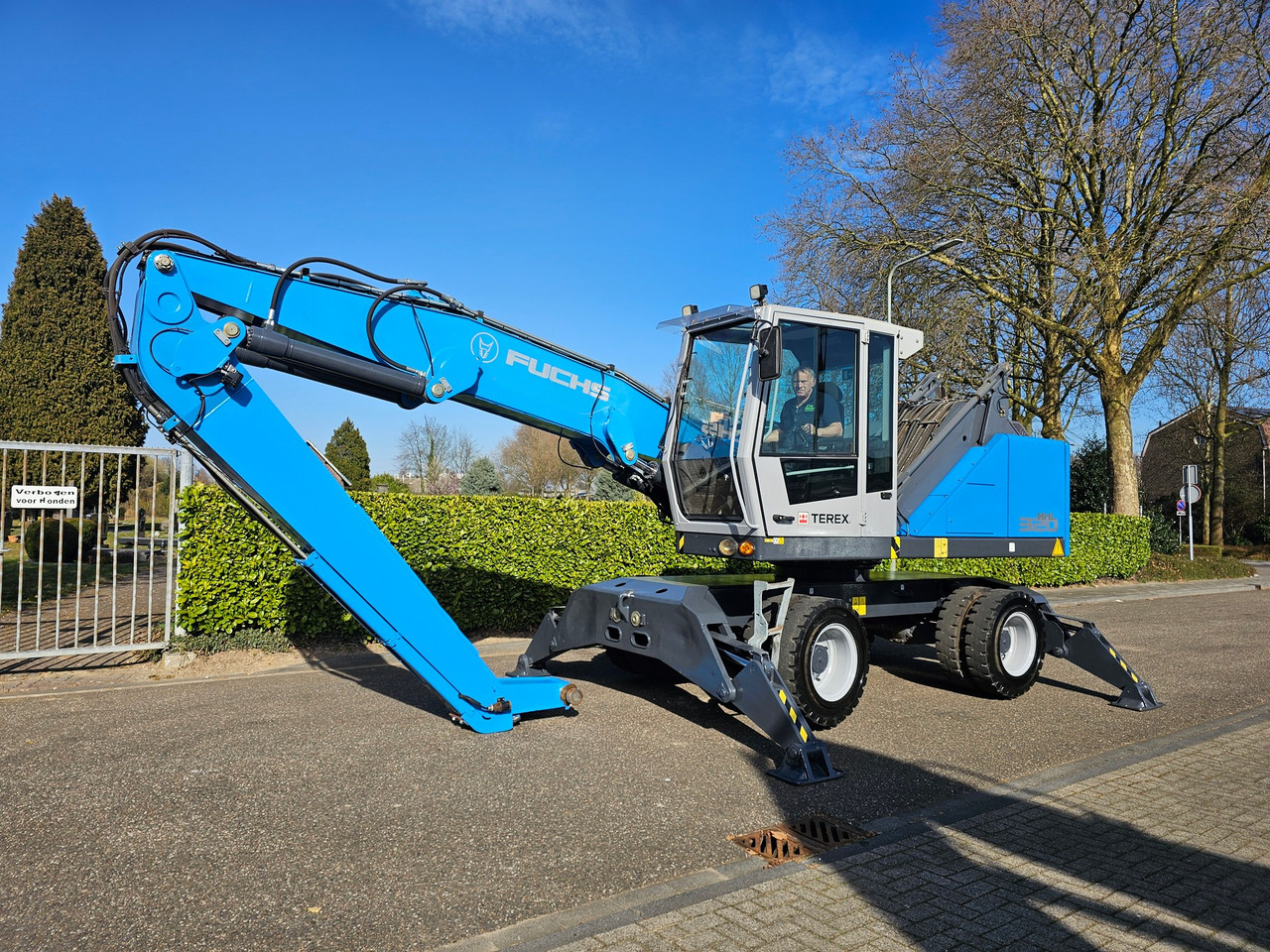 Fuchs MHL 320 With Multi Purpose Stick And Magnet System - Máy cạp rác/ Công nghiệp: hình 5 Fuchs MHL 320 With Multi Purpose Stick And Magnet System - Máy cạp rác/ Công nghiệp: hình 5